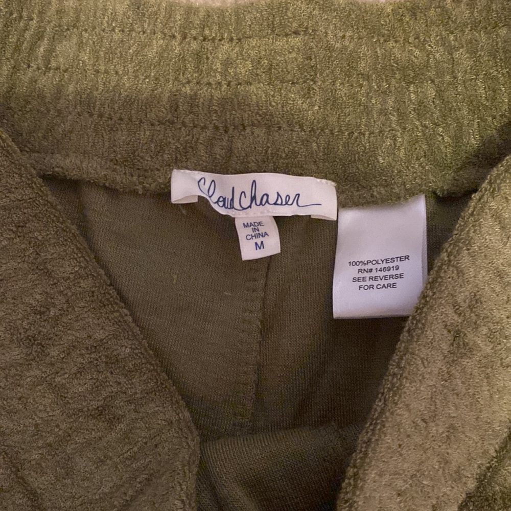 Never worn - Picture 2 of 3